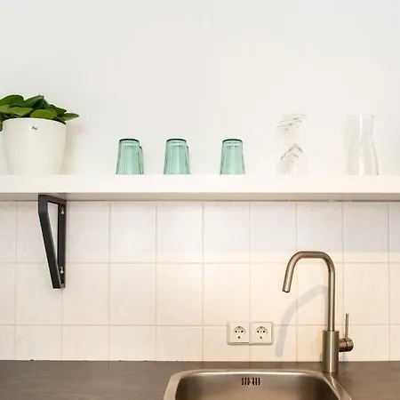 Apartment Hip & Minimalist Meets Historical Old Town