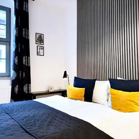 Urban Altstadt Am Markt Pirna